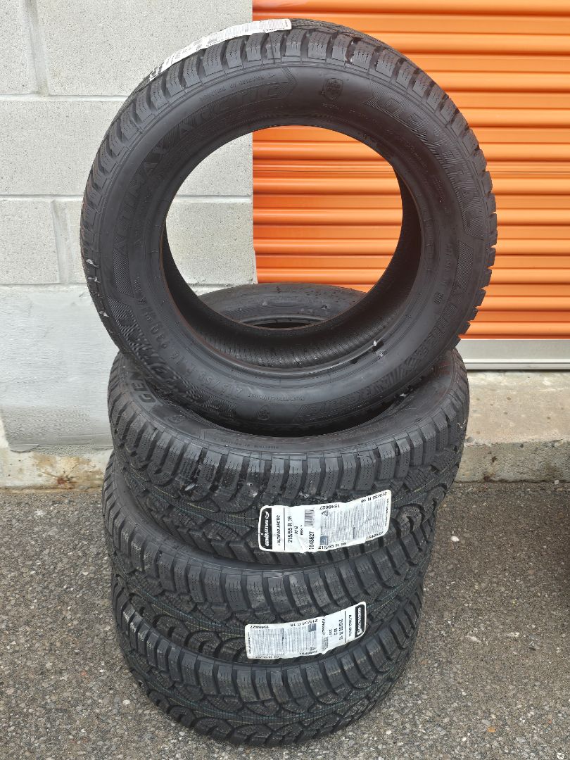 4x 215/55R16 General Tire Altimax Arctic