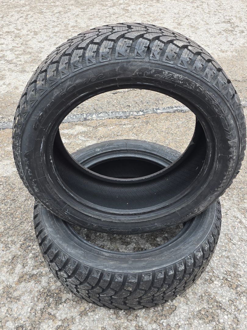 2x 235/50R18 Antares 101T Grip 60 Ice