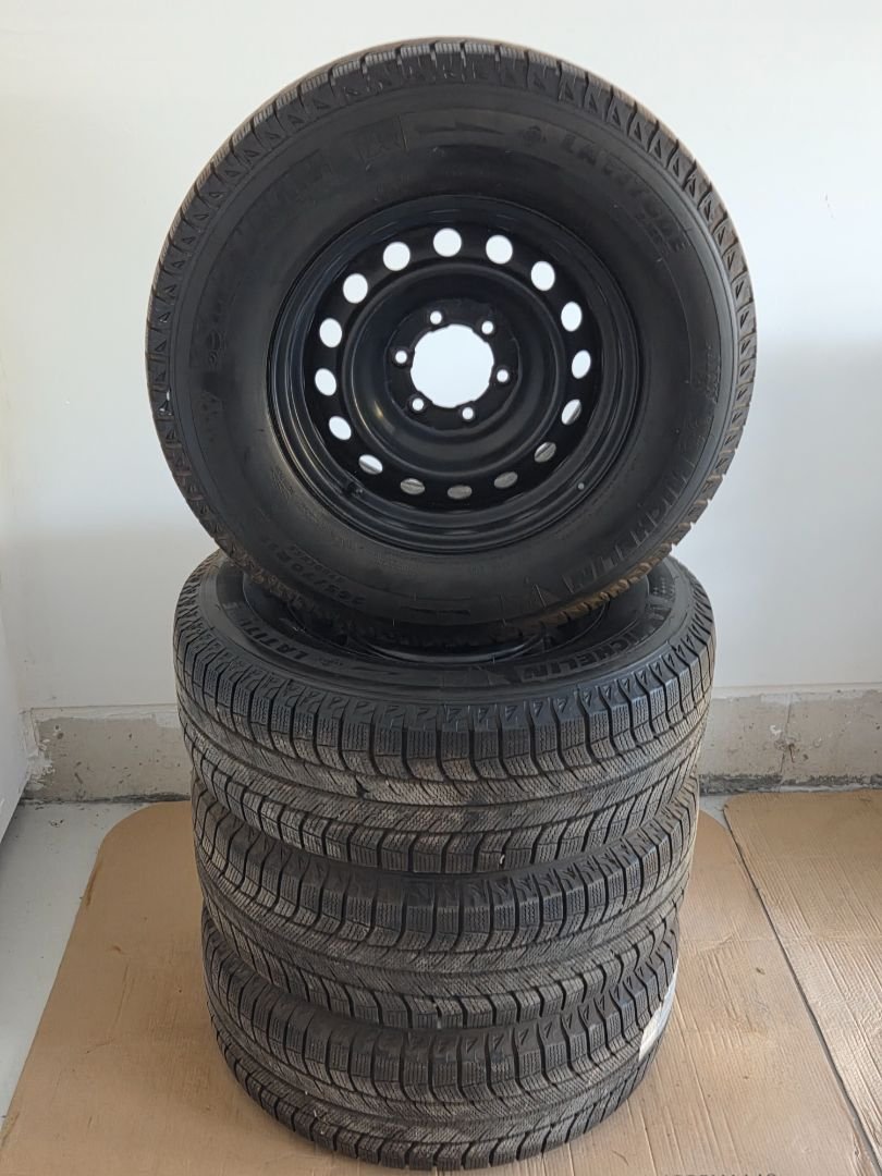 4x 17" Toyota Tacoma 2021 6x139.7 265 70 17 Michelin Latitude X-Ice
