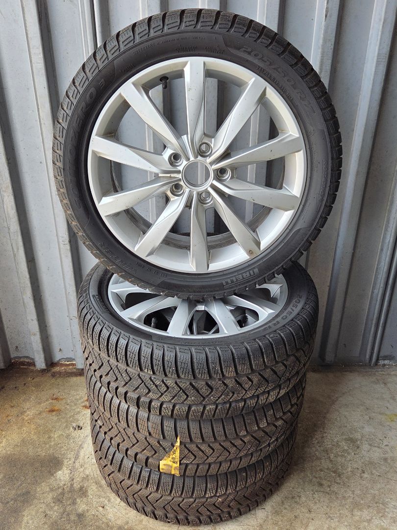 4x 17" Volkswagen Golf 2016 5x112 205 50 17 Pirelli SottoZero 3