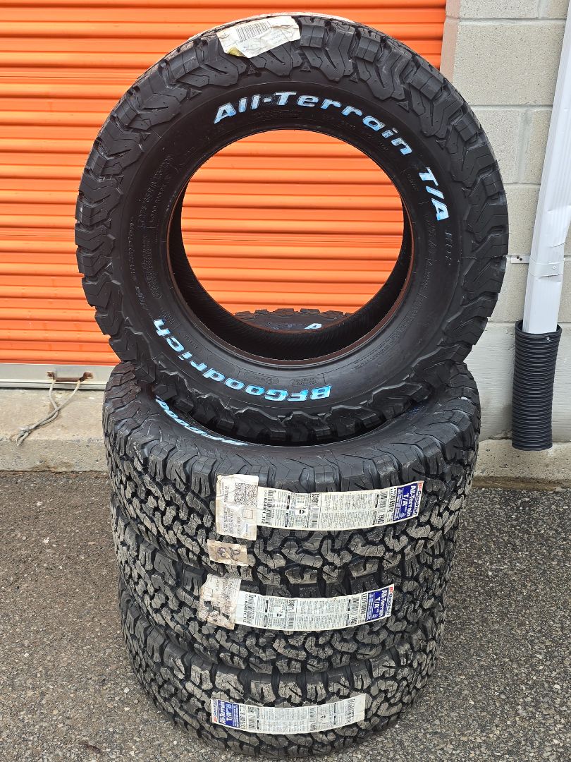 4x 275/65R18 BFGoodrich All-Terrain TA