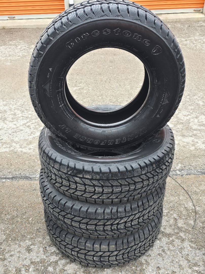 4x 265/70R17 Firestone Winterforce LT