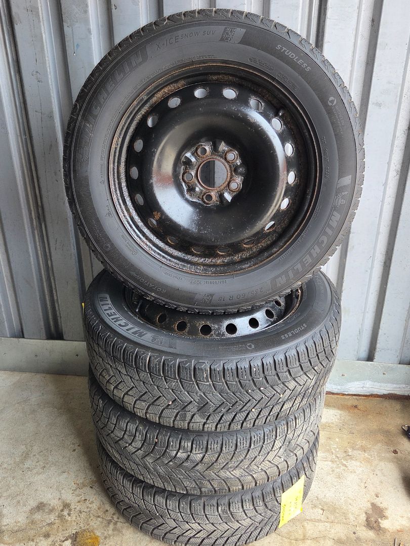 4x 18" Honda Odyssey 2018 5x120 235 60 18 Michelin X-Ice