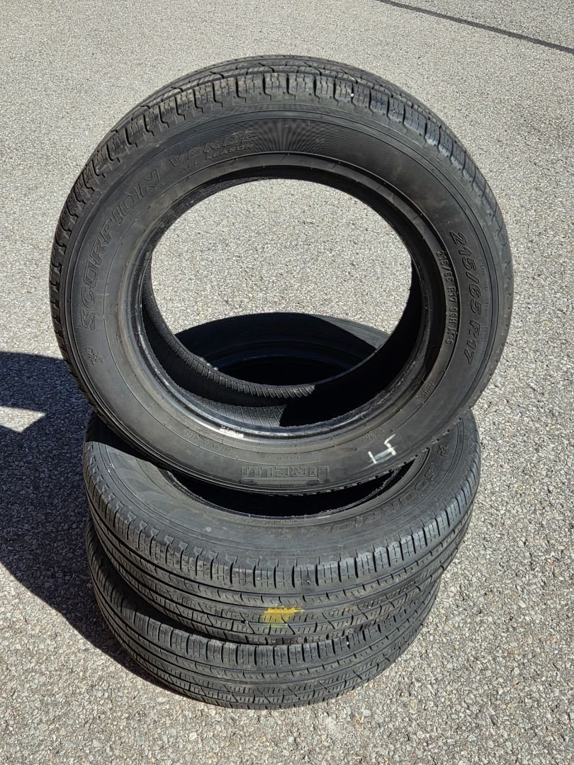 3x 215/65R17 Pirelli Scorpion Verde All Season