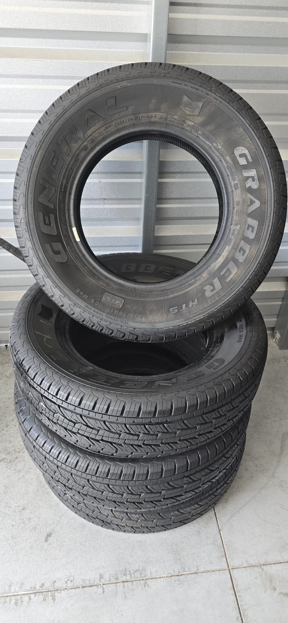 4x 255/70R17 General Tire Grabber HTS 110S