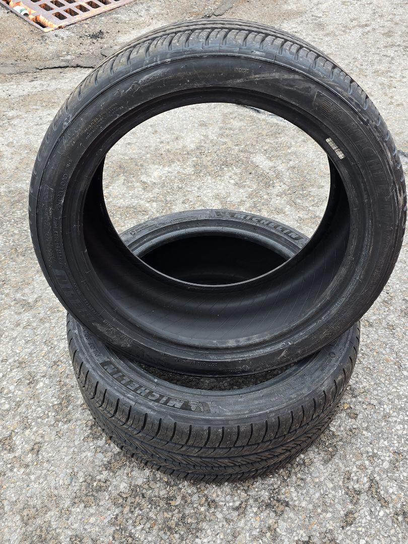 1x 255/40R19 Michelin 100V Total Performance