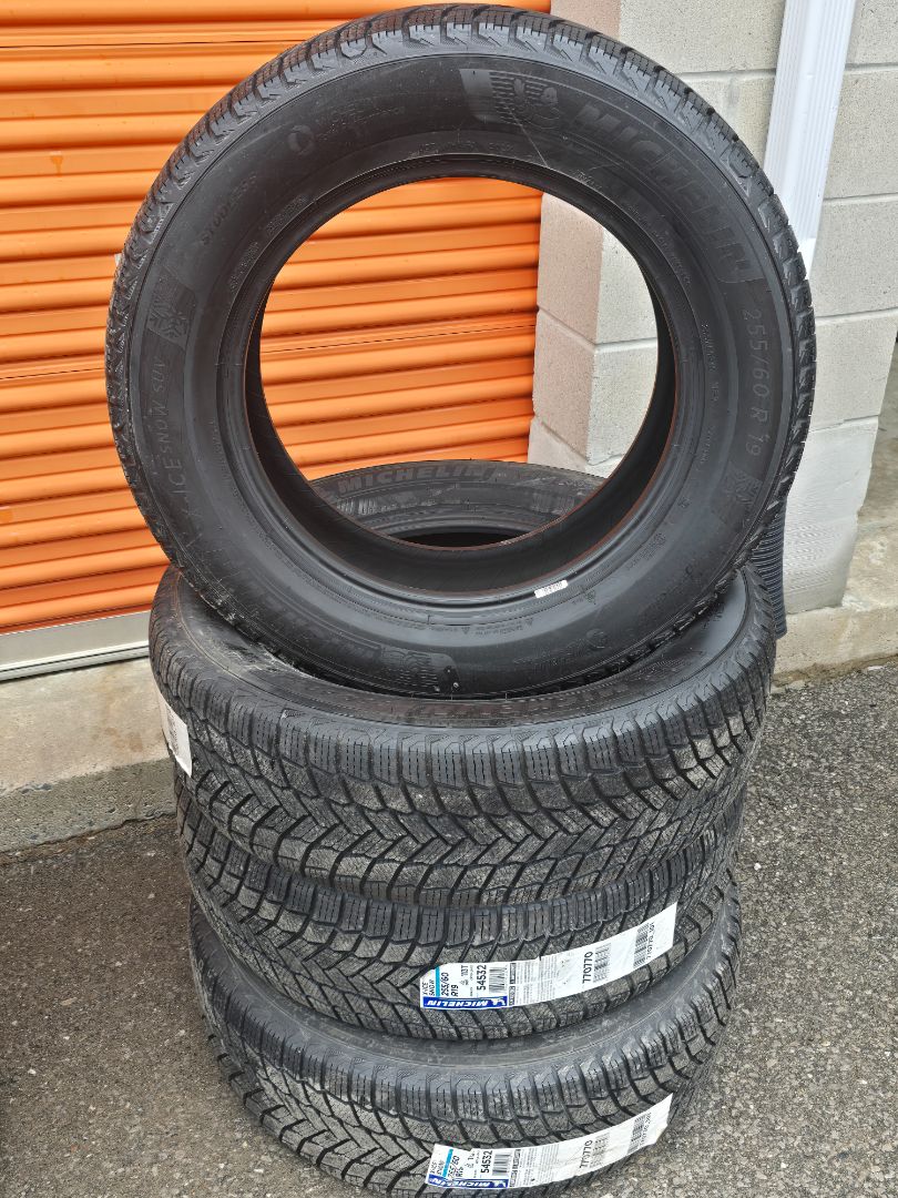 4x 255/60R19 Michelin X-Ice Snow