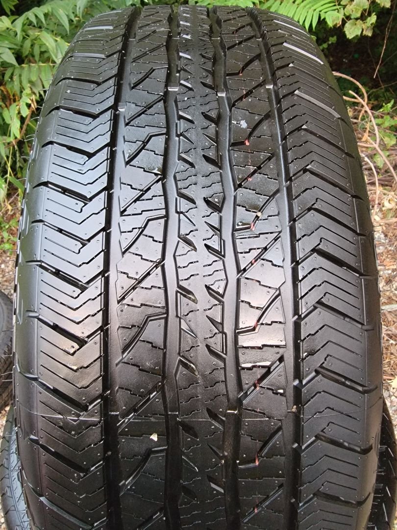 Tire image 1