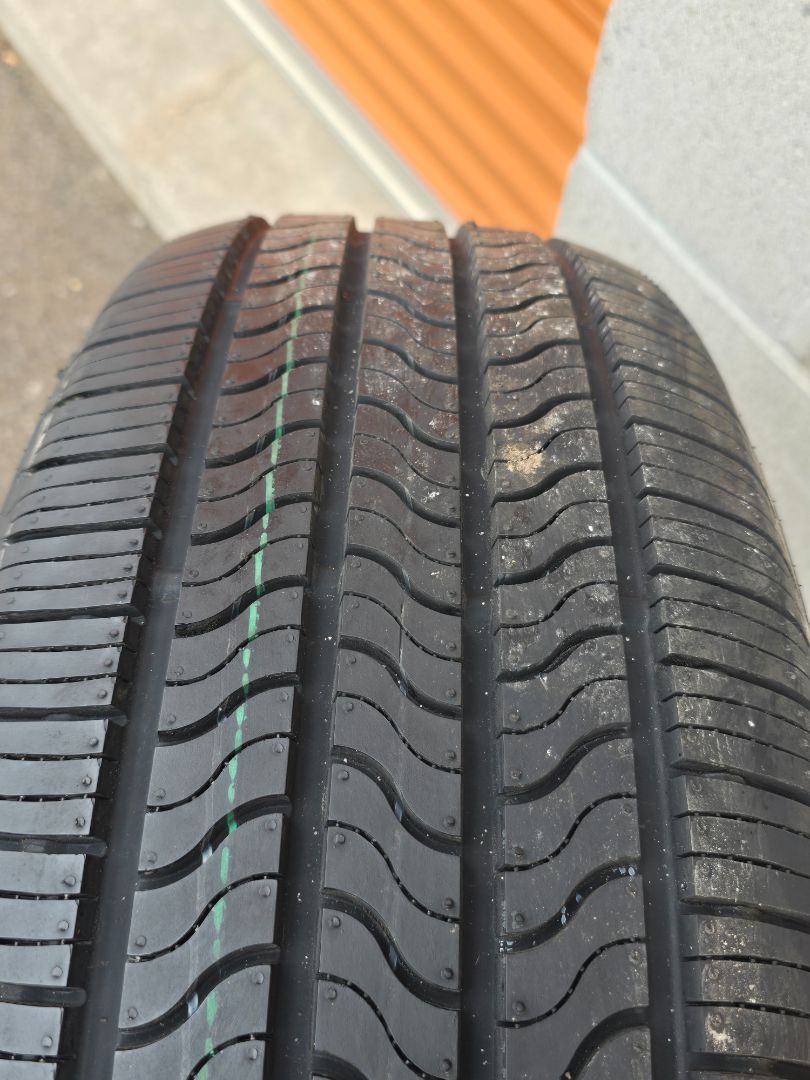 Tire image 2