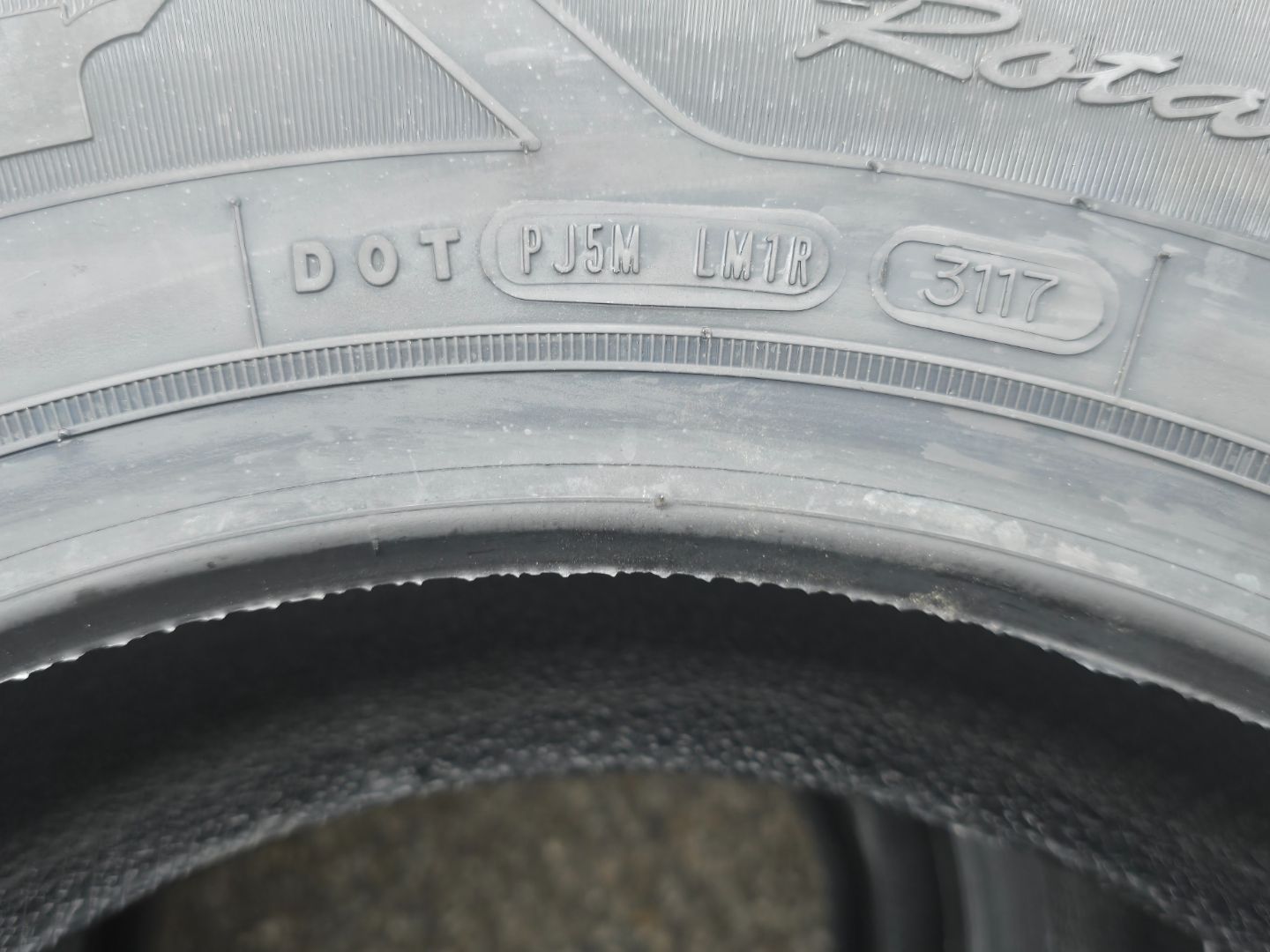 Tire image 4