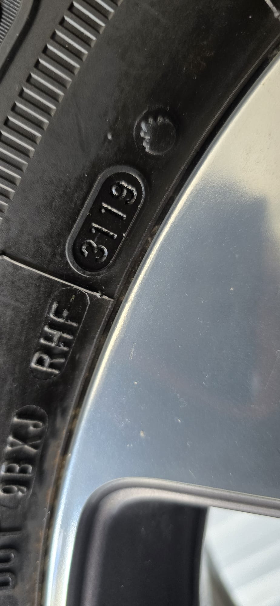 Tire image 1