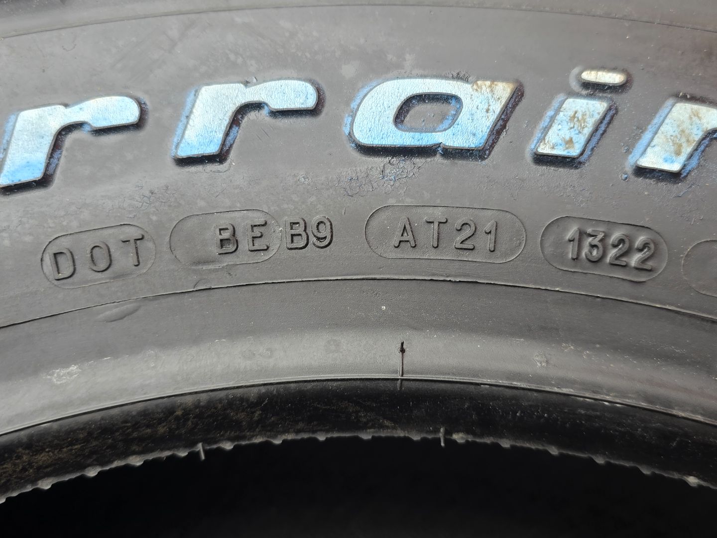 Tire image 4