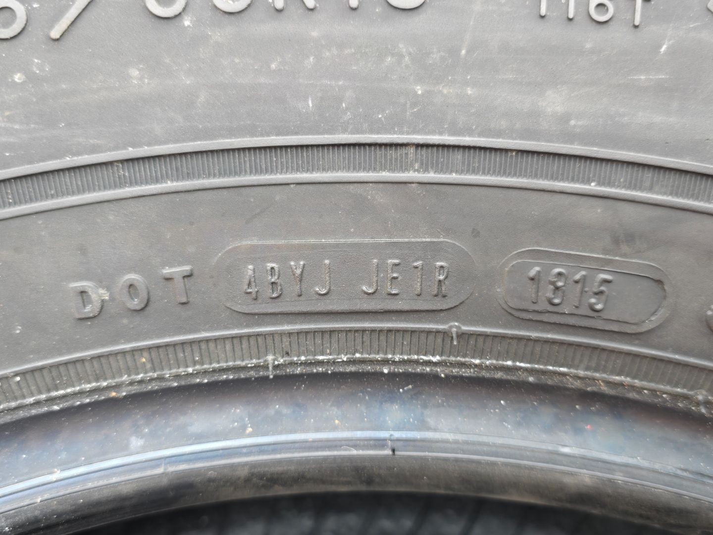 Tire image 3
