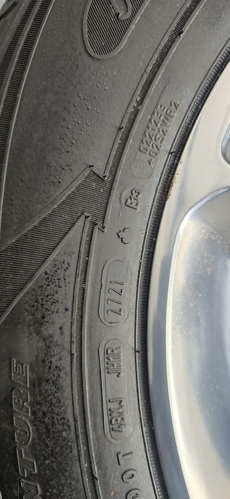 Tire image 3