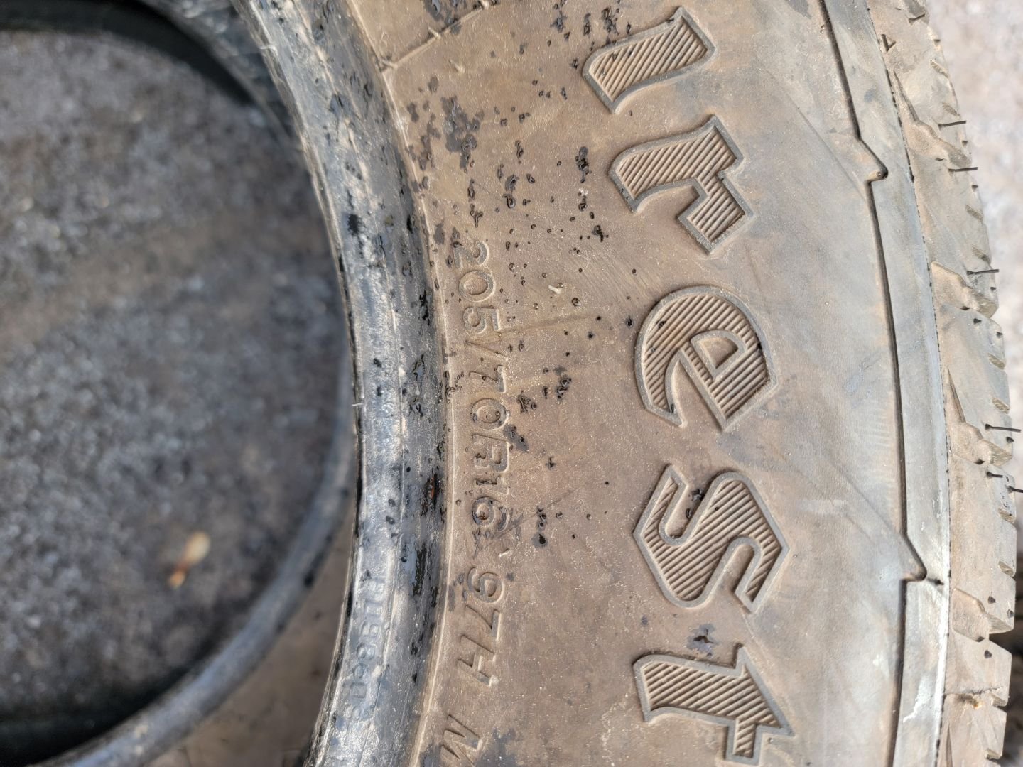 Tire image 1