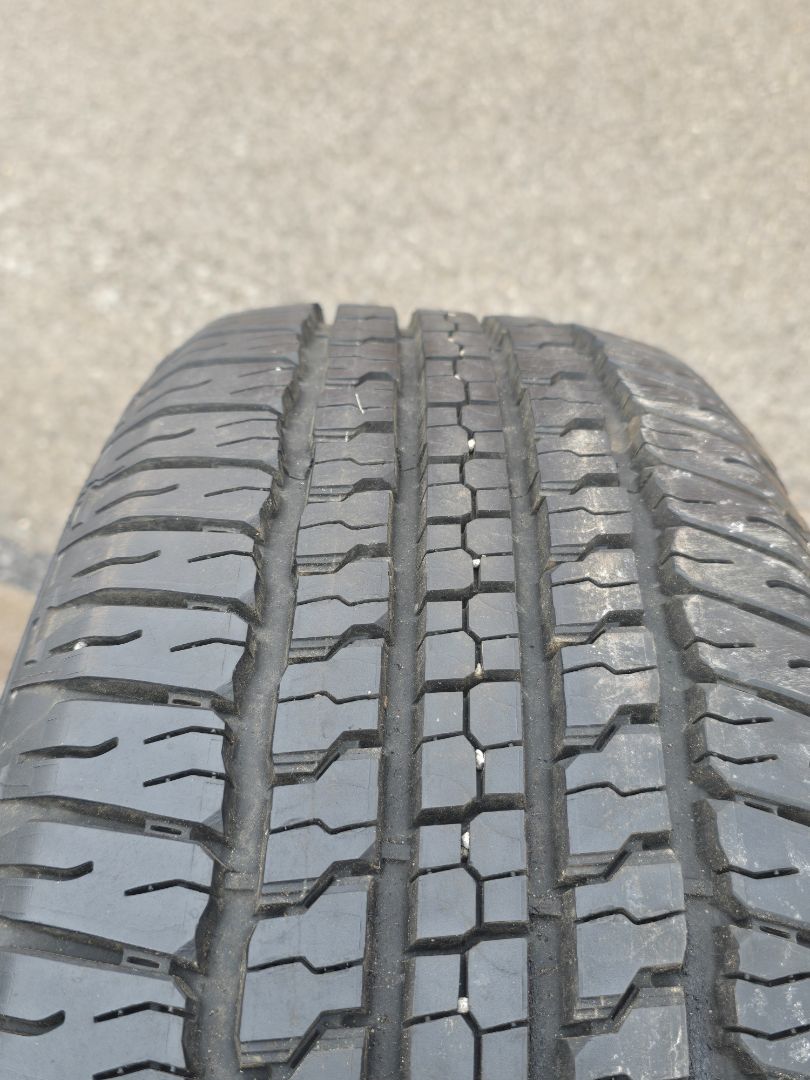 Tire image 2