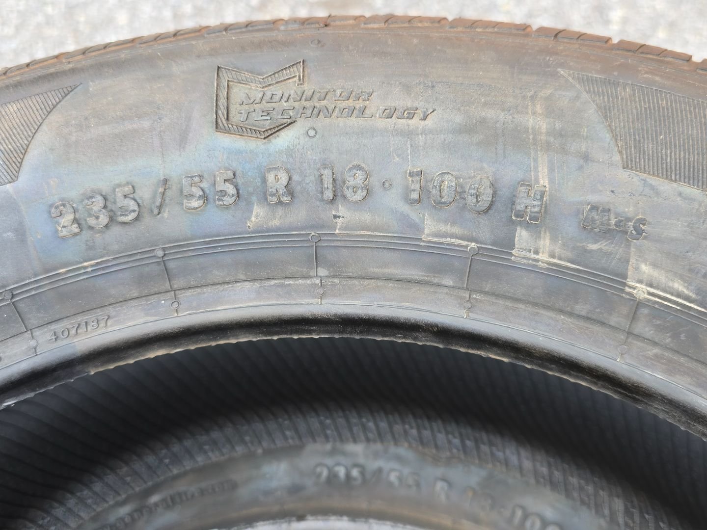 Tire image 1