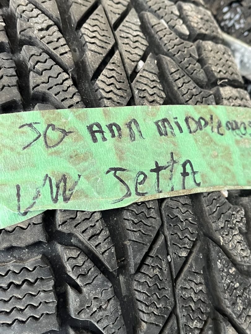 Tire image 3