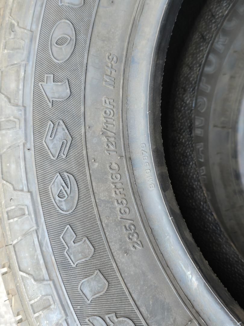 Tire image 2