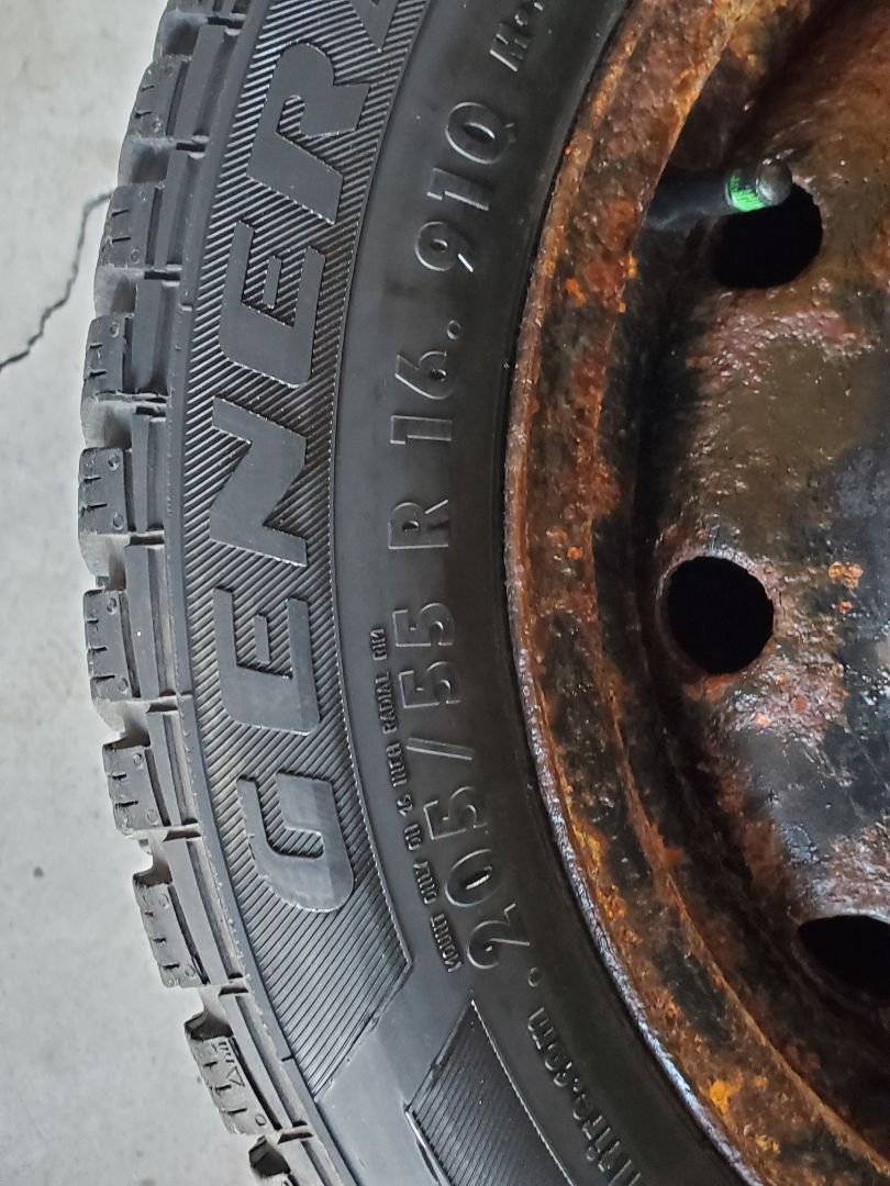 Tire image 2