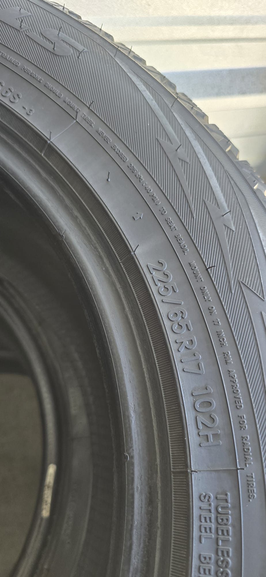Tire image 1