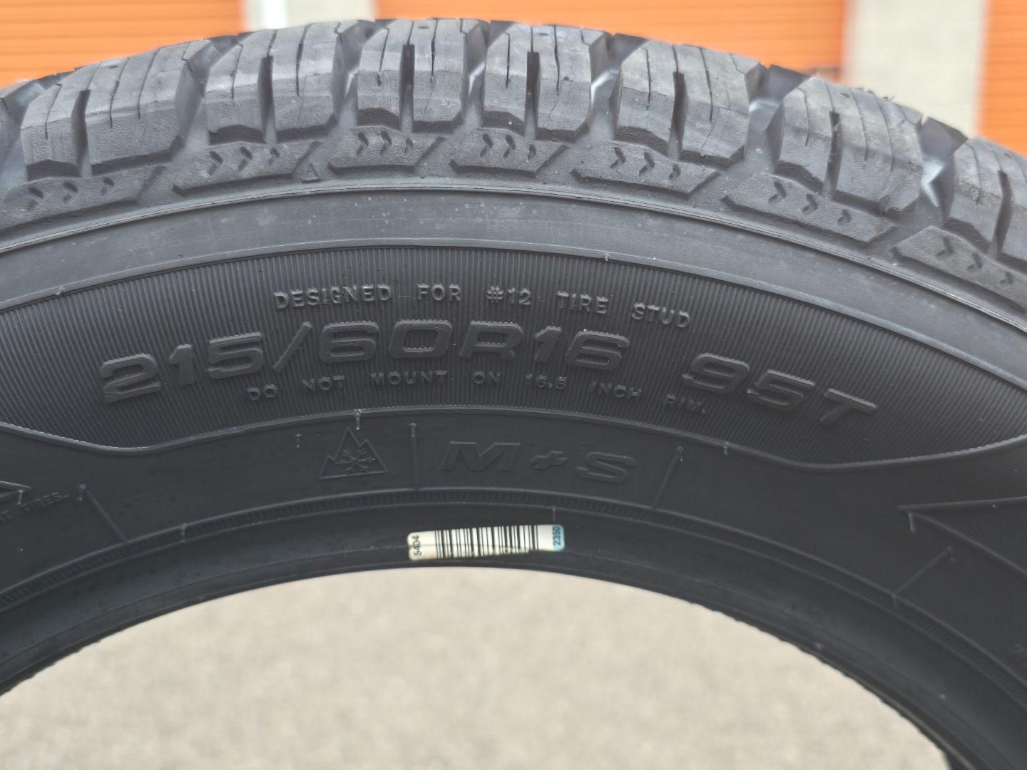 Tire image 1