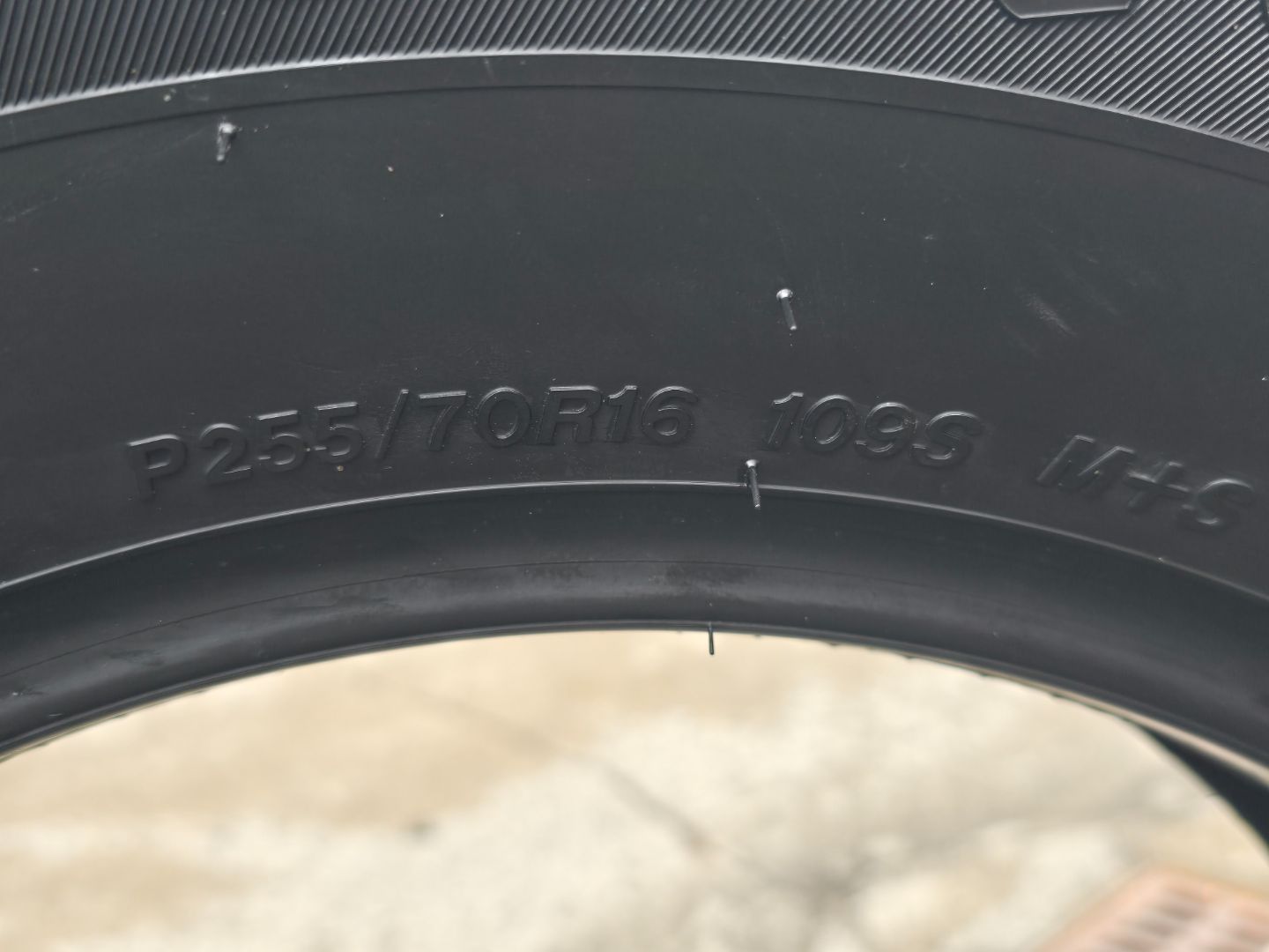 Tire image 1