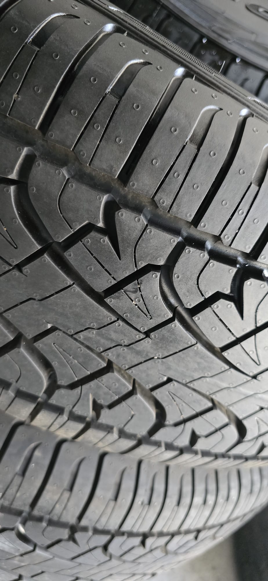 Tire image 3