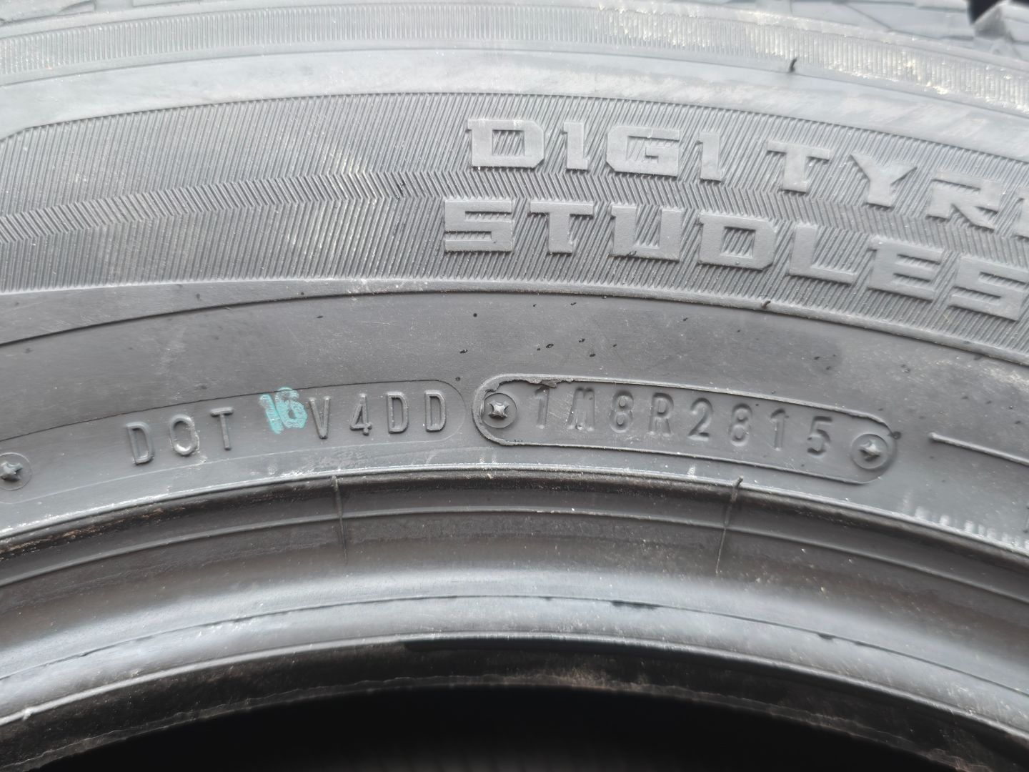Tire image 3