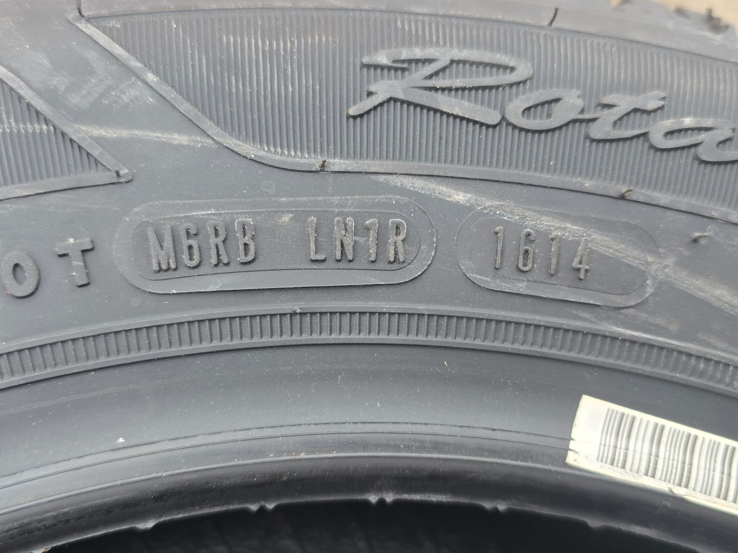 Tire image 4