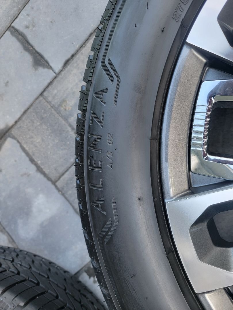 Tire image 2