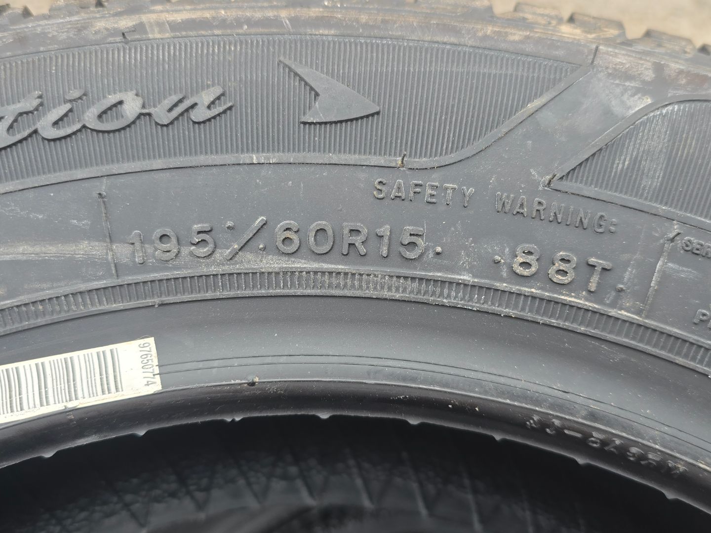 Tire image 1