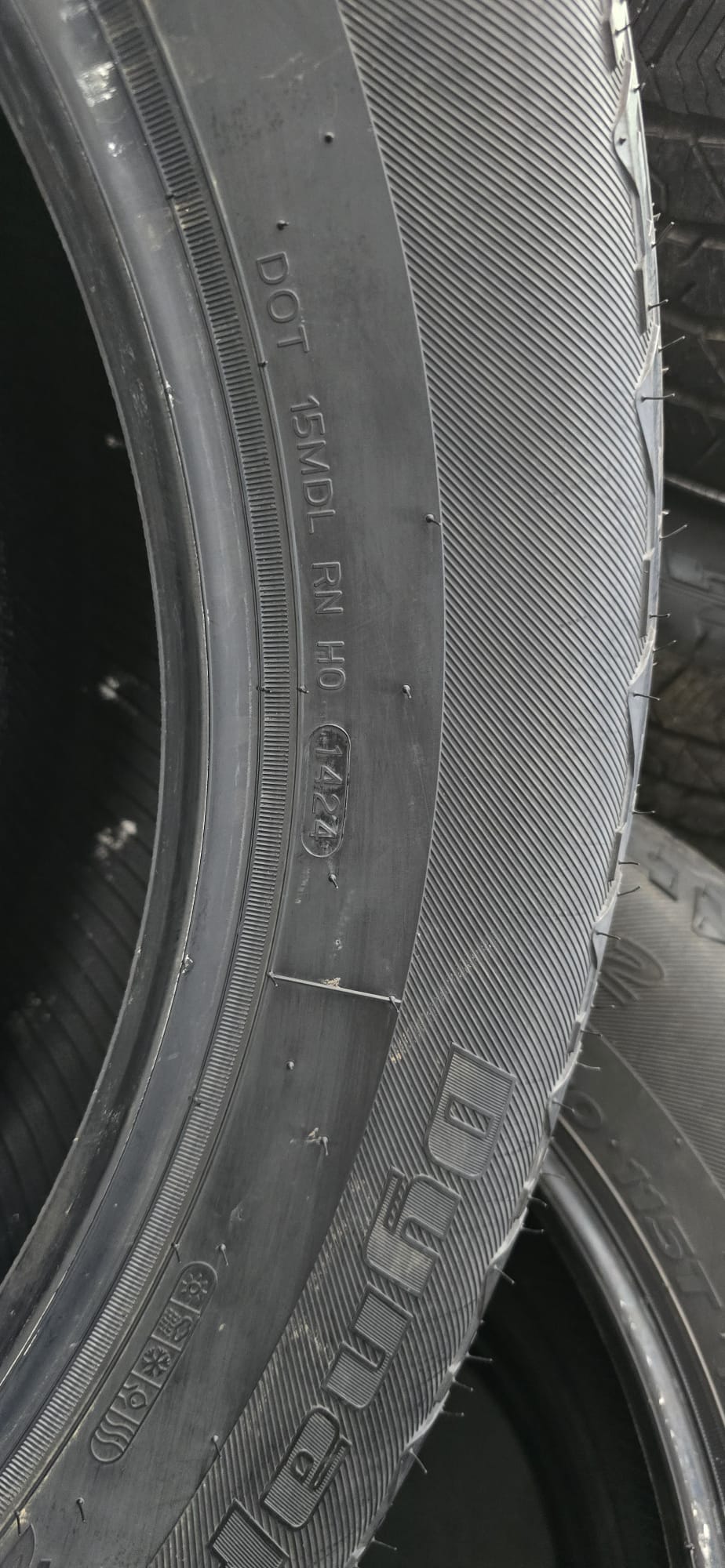 Tire image 3