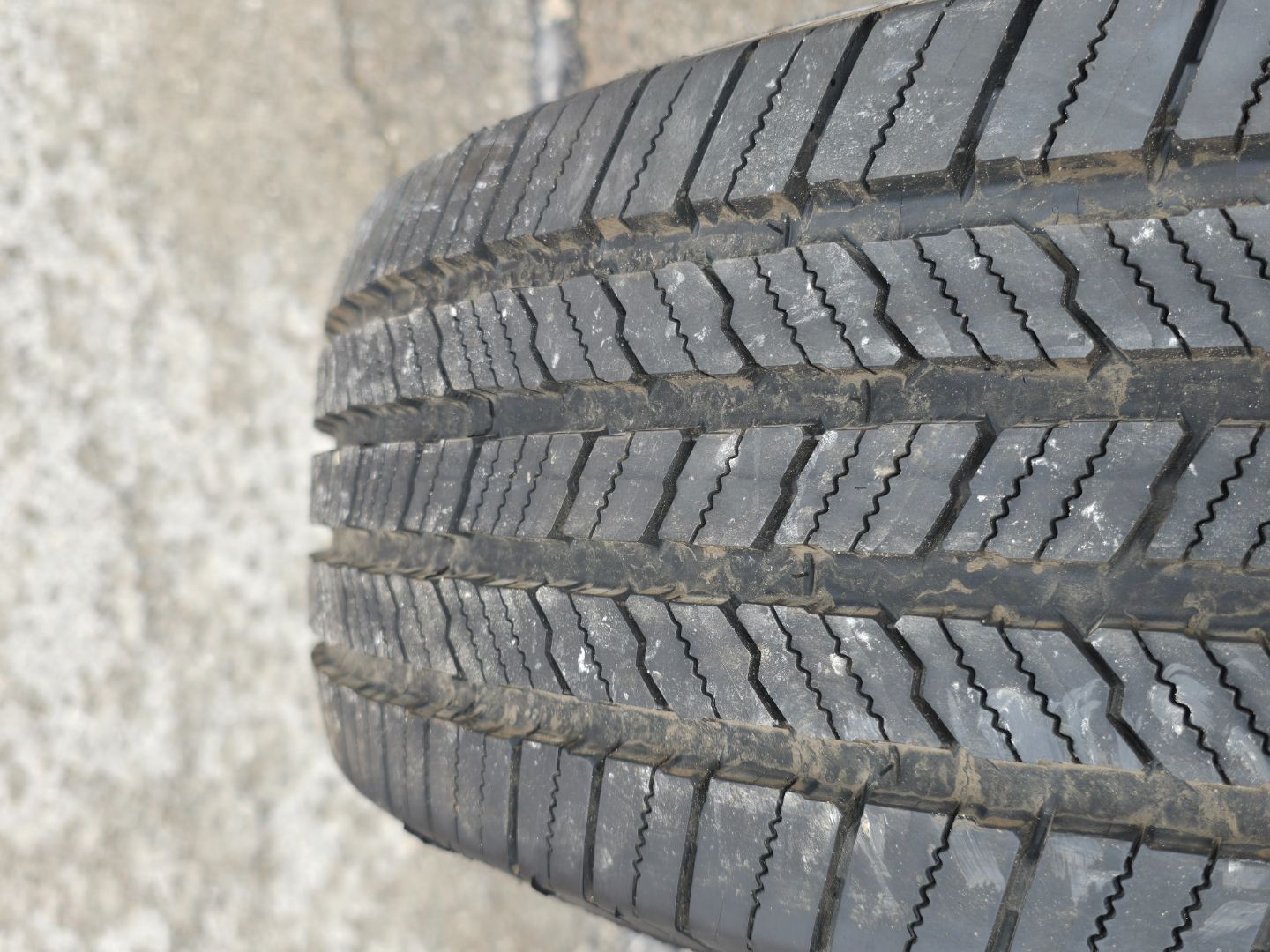 Tire image 2