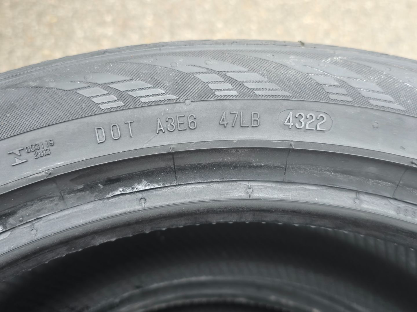 Tire image 4