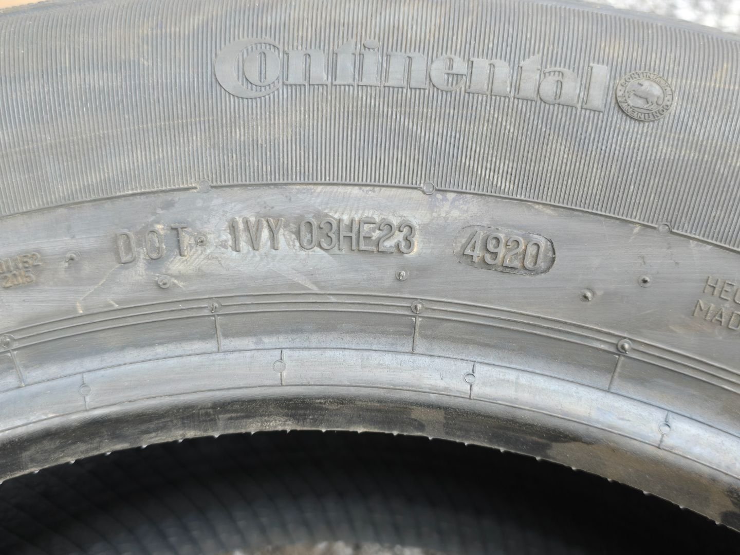 Tire image 3