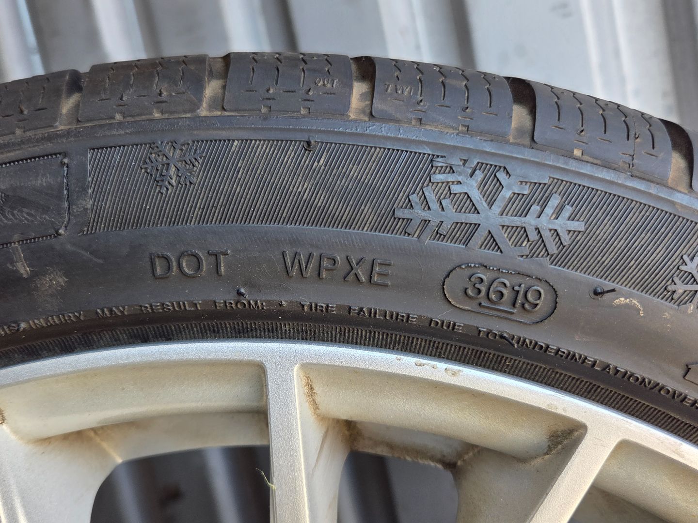 Tire image 3