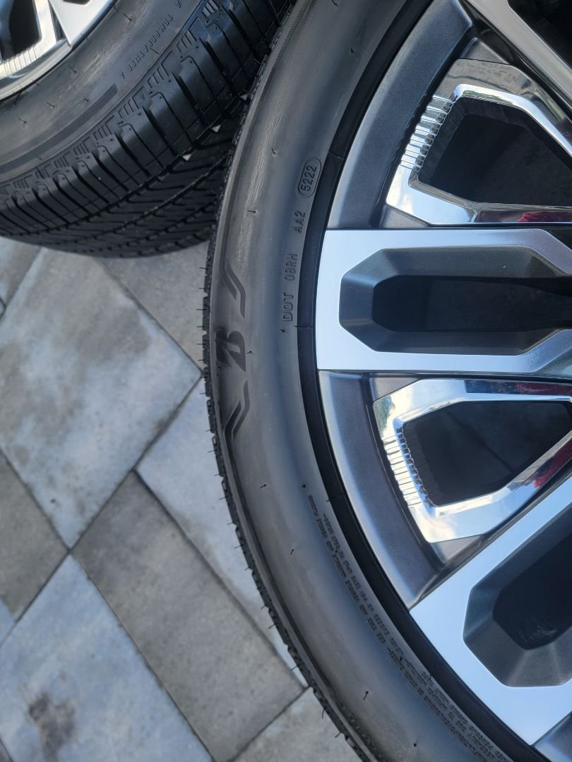 Tire image 3
