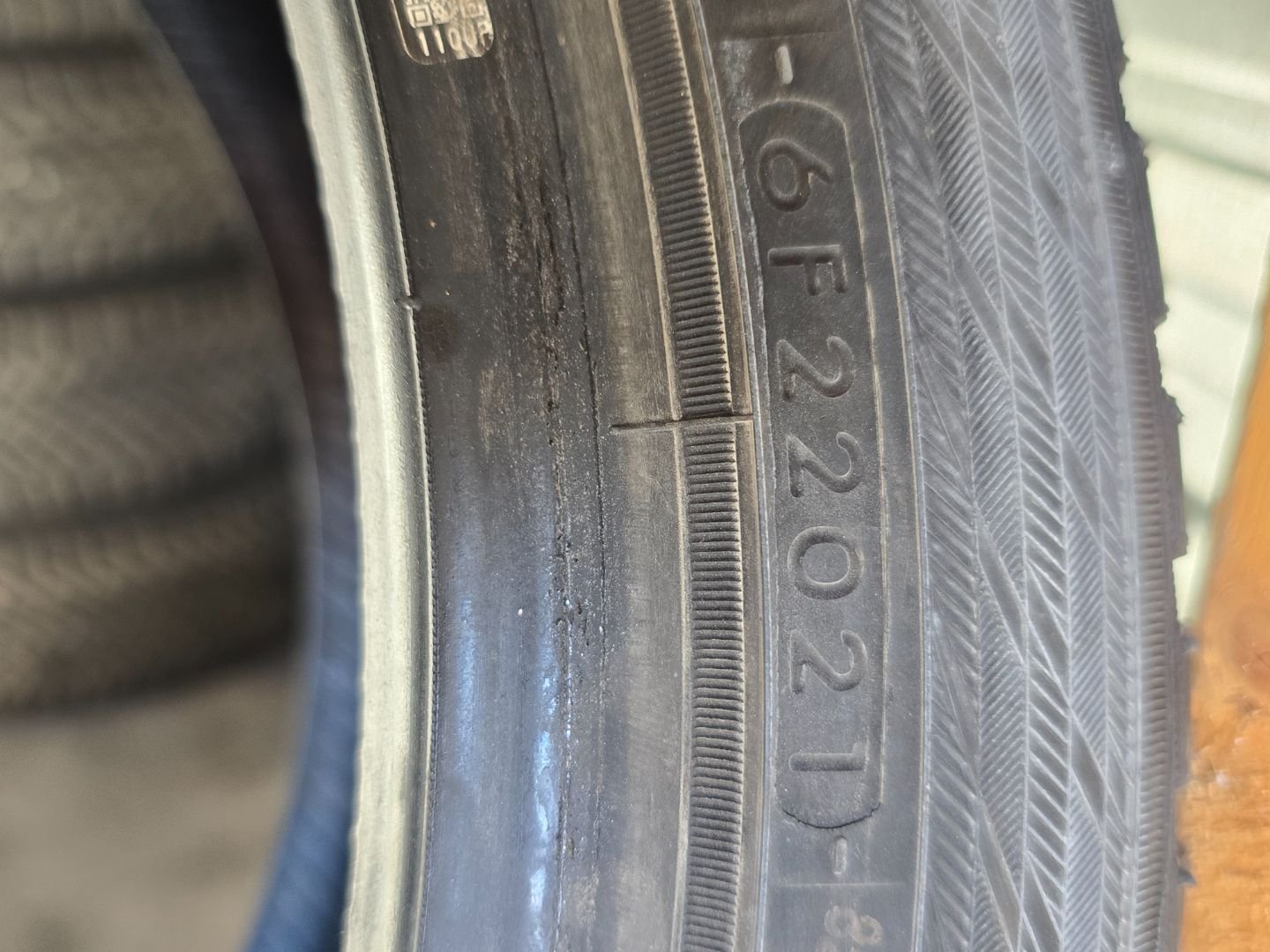 Tire image 3