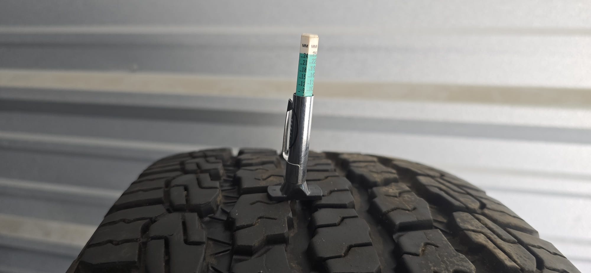 Tire image 1