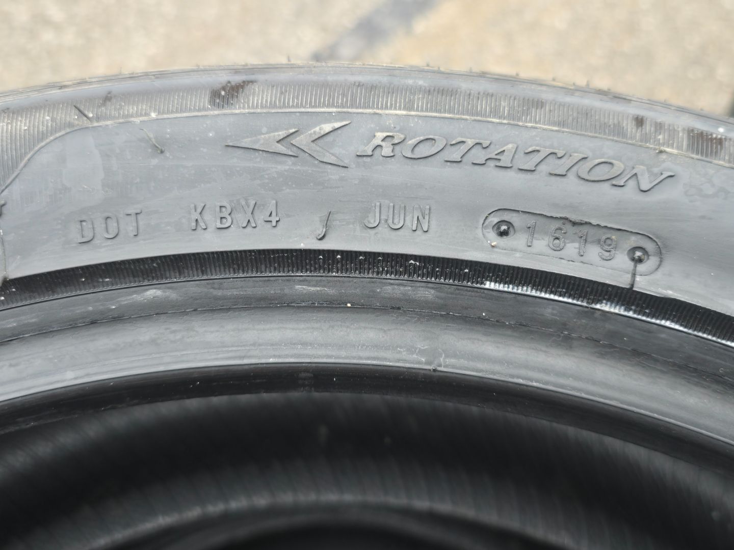 Tire image 3