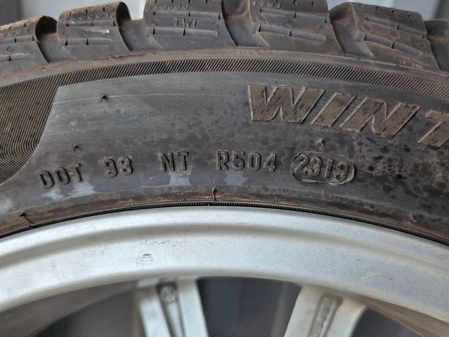 Tire image 3