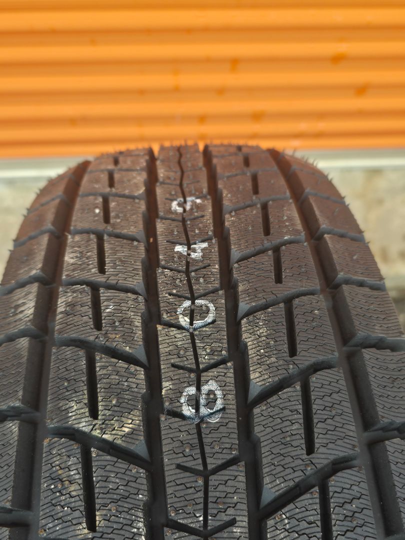 Tire image 3