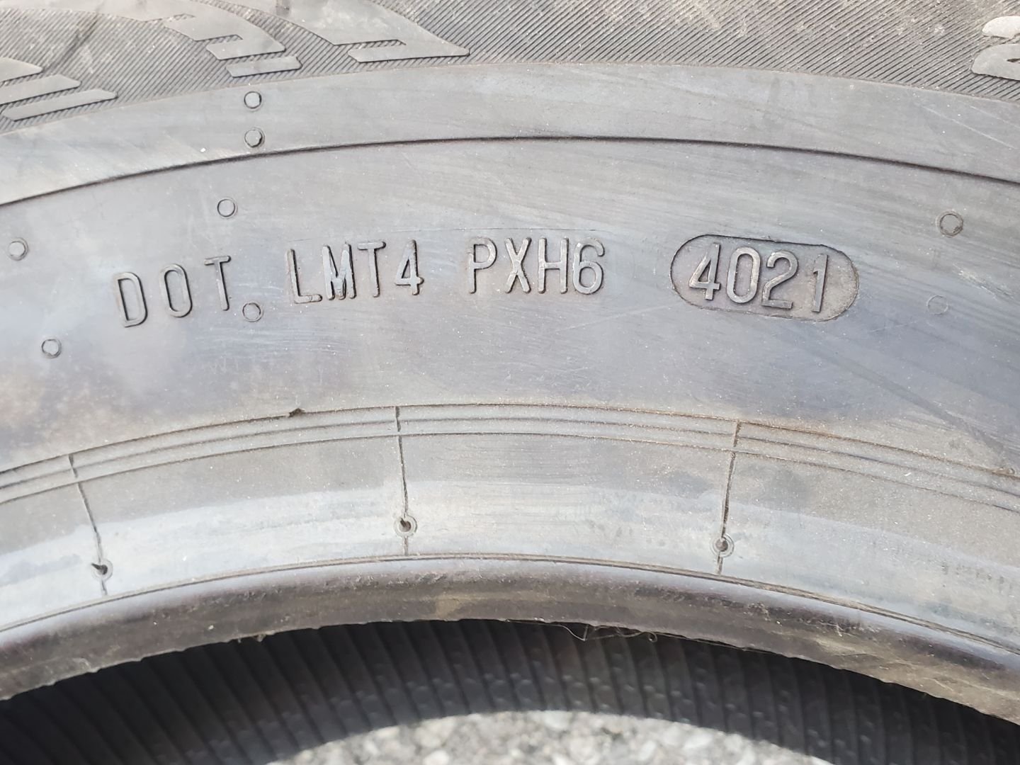 Tire image 3
