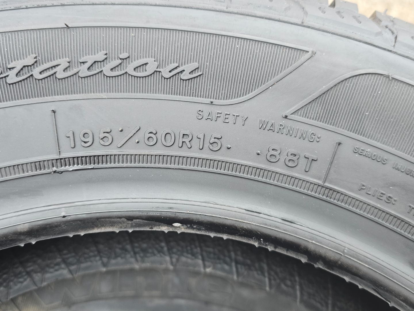 Tire image 1