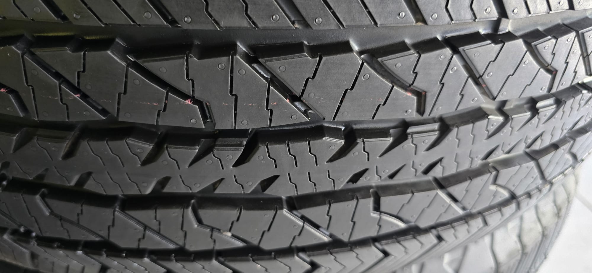 Tire image 1