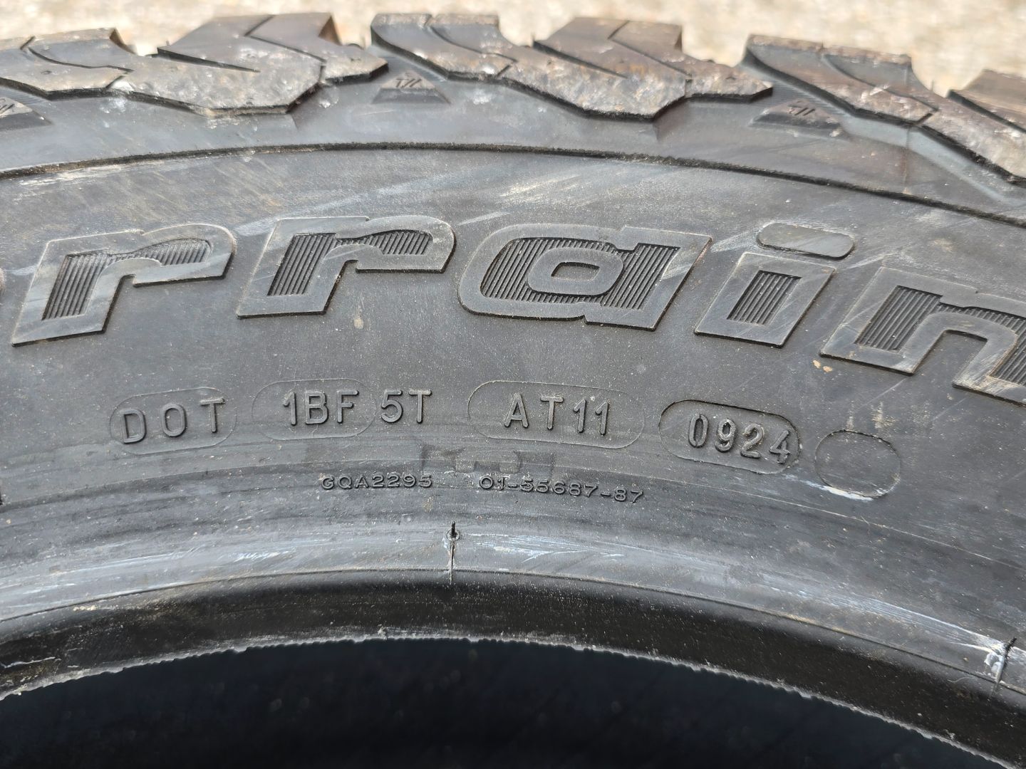 Tire image 3