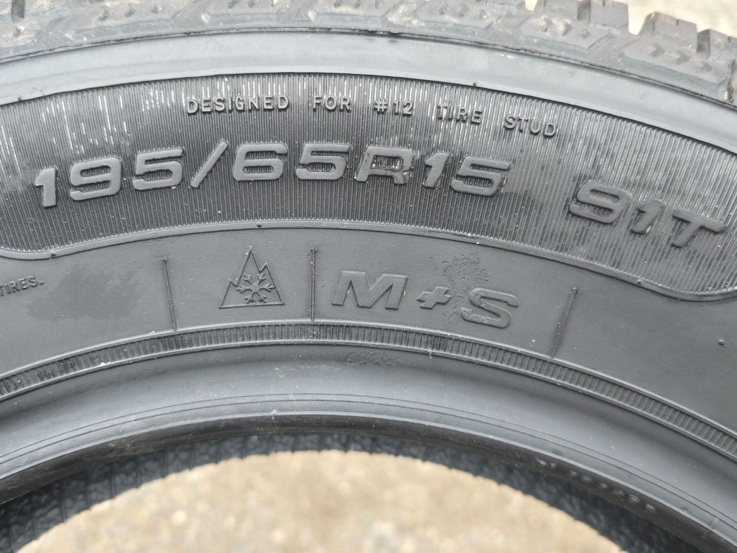Tire image 1