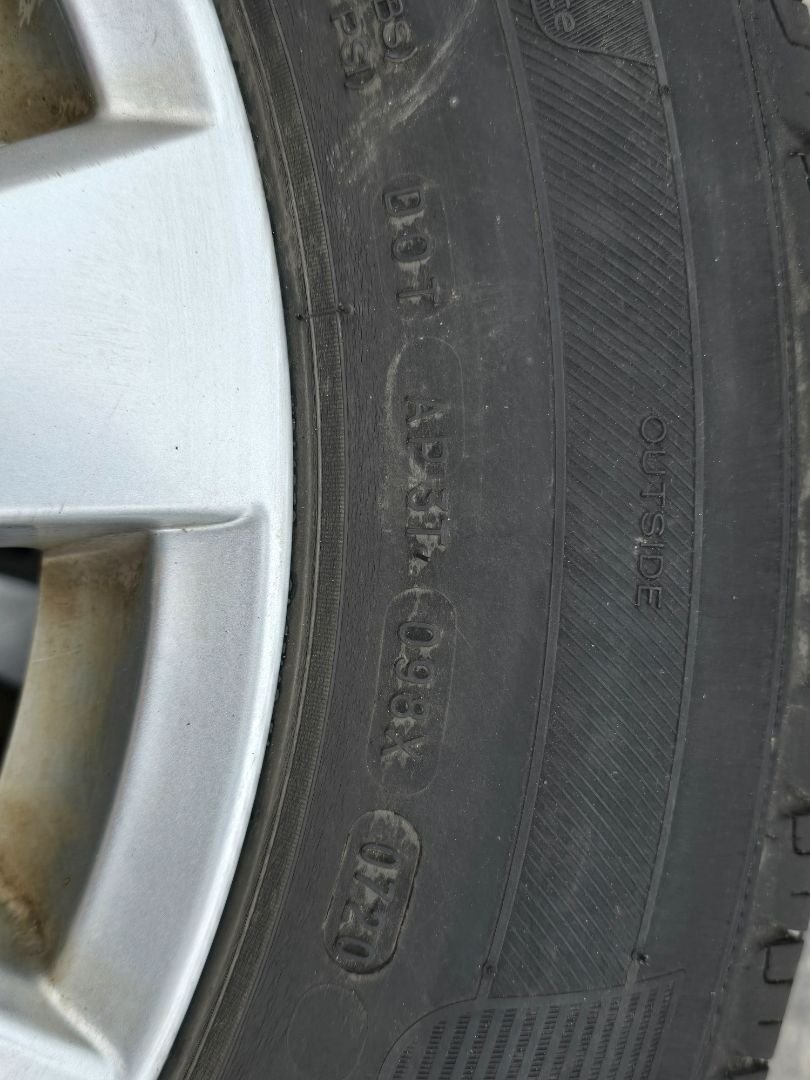 Tire image 3