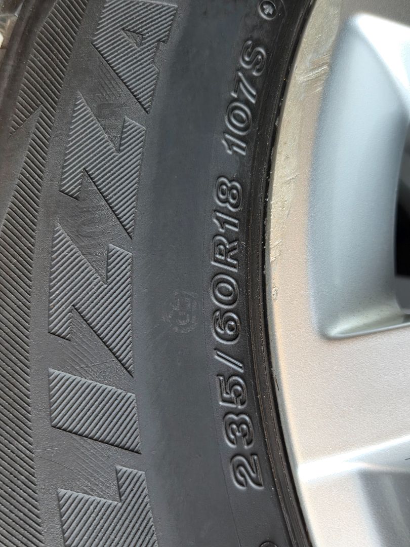 Tire image 4